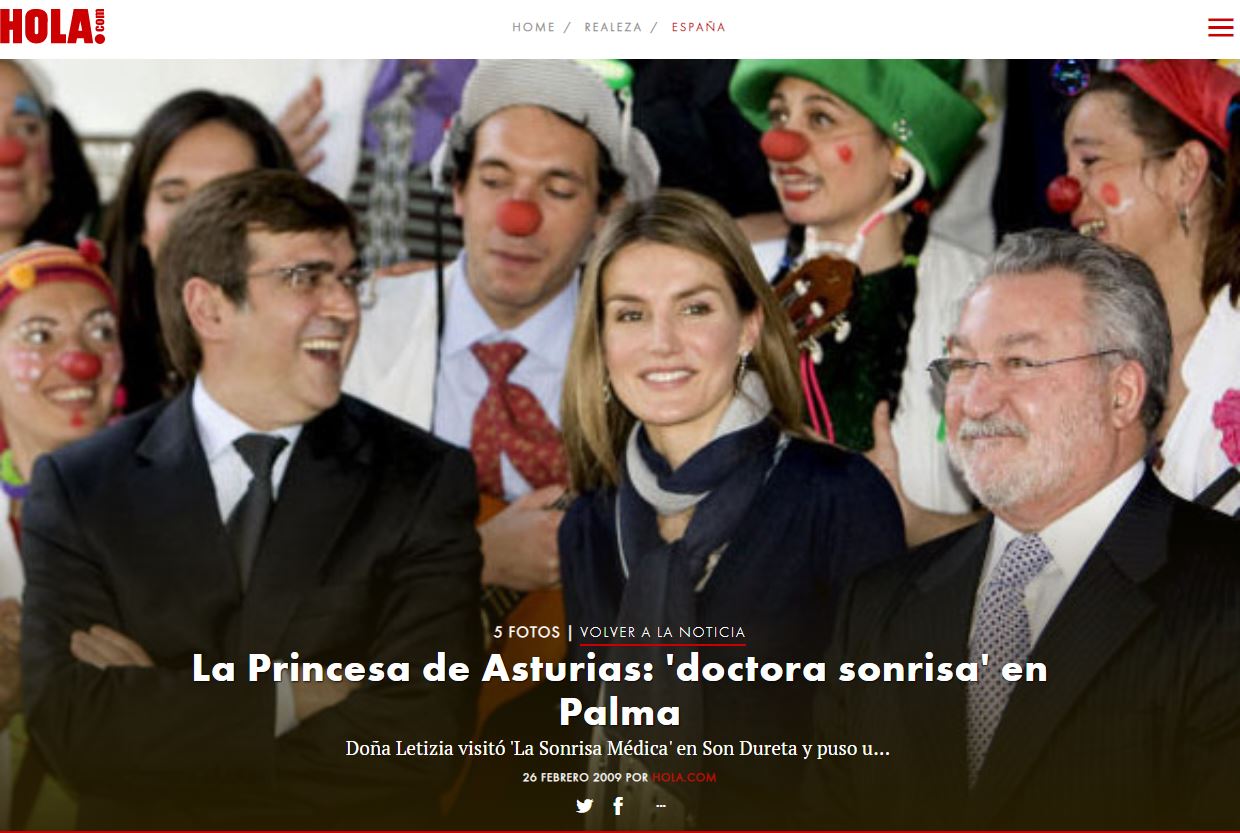 Sonrisa Medica Clipping Hola